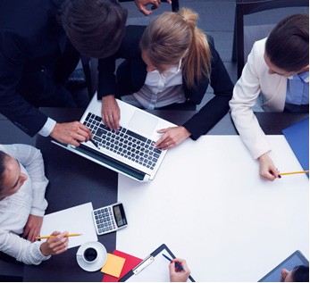 平均行業(yè)經(jīng)驗大于八年